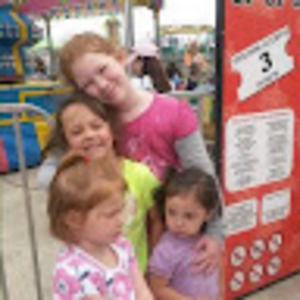 Meet your Posher, Mia